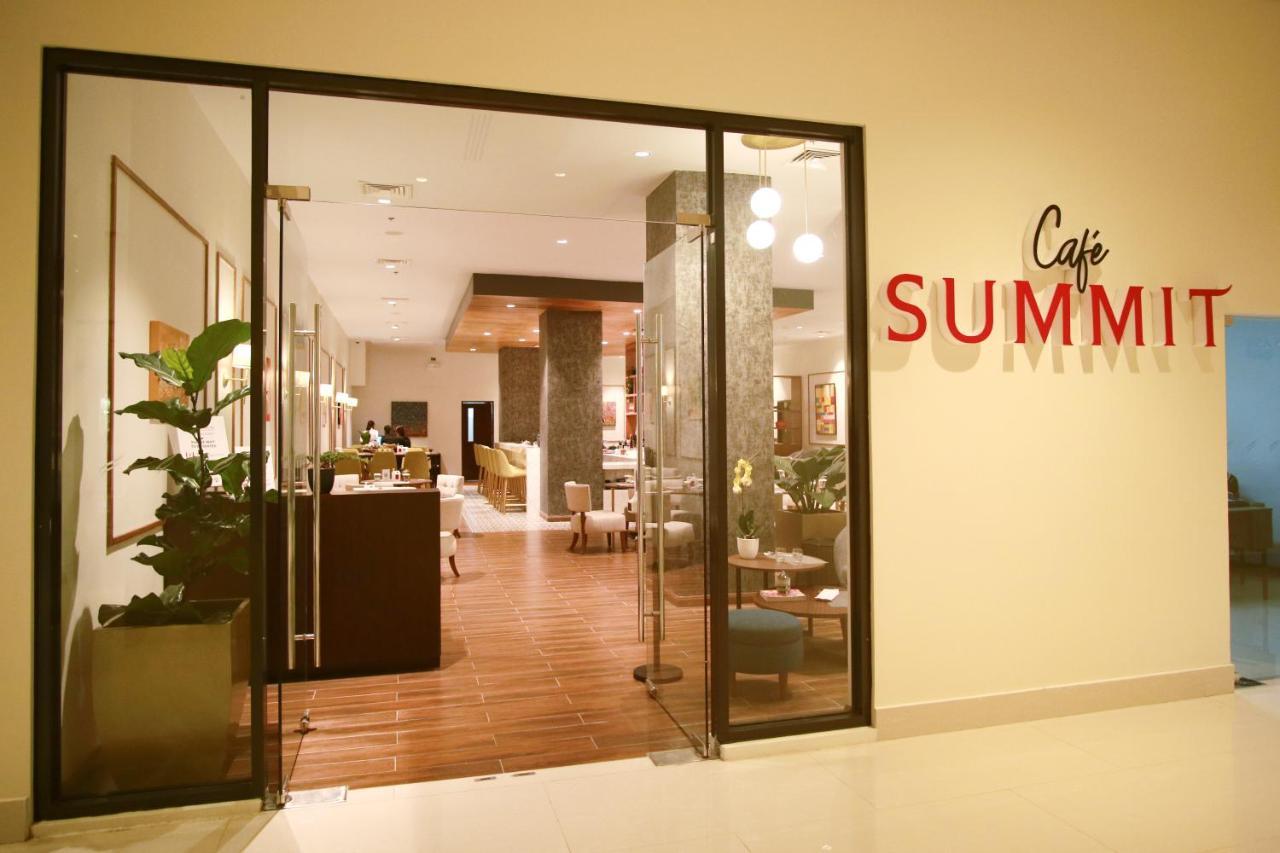 Summit Hotel Naga Luaran gambar