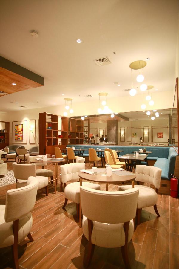 Summit Hotel Naga Luaran gambar