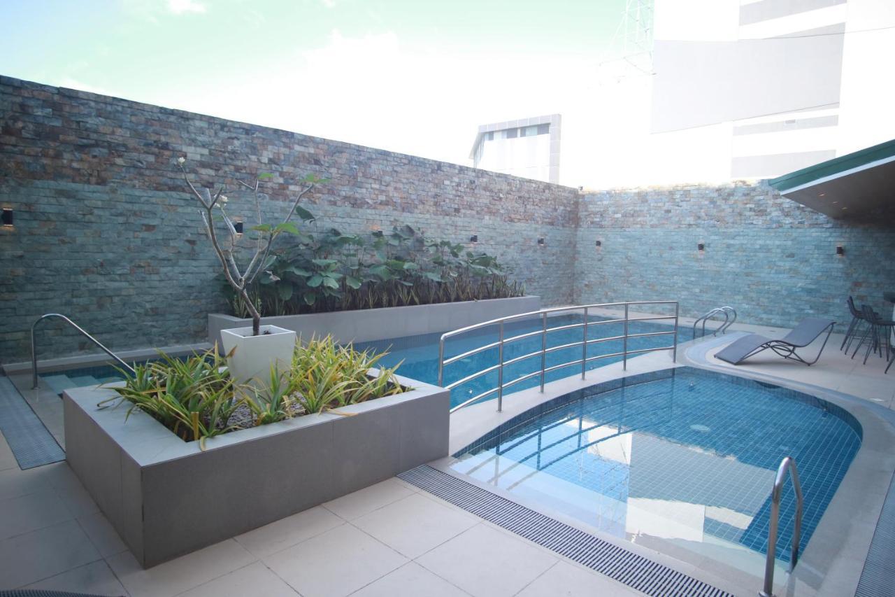 Summit Hotel Naga Luaran gambar